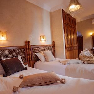 Camera con letto king size